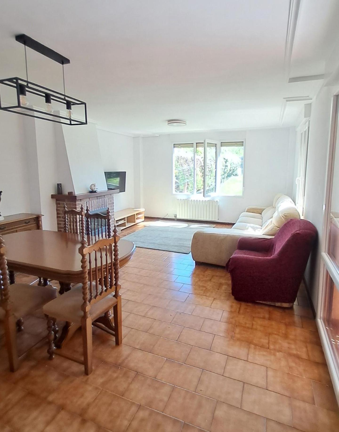 Villa Casa Grande Con Jardin Santa Cruz De Bezana Exterior foto